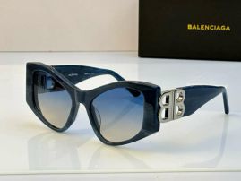Picture of Balenciga Sunglasses _SKUfw55531911fw